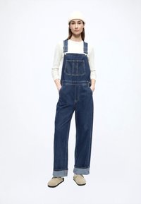 Marc O'Polo DENIM DENIM DUNGAREE, RELAXED FIT, LOOSE LEG ciemnoniebieski