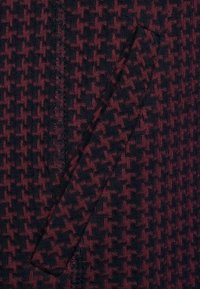 Cecil Kofta - dark red