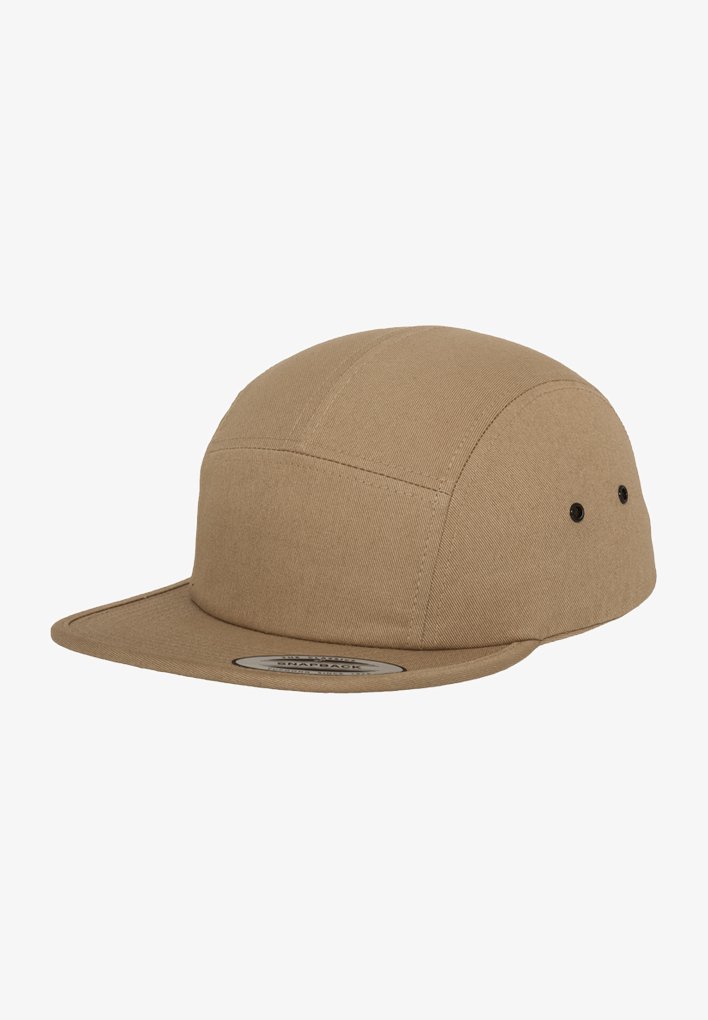Khaki cap with a flat brim, made of cotton fabric. Features a smooth texture, rounded crown, and two black ventilation eyelets.