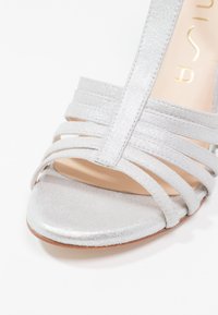 Unisa Sandales - silver-coloured