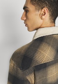 Quiksilver TOLALA - Veste polaire - tannin