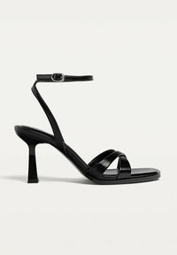 Stradivarius High heeled sandals - black