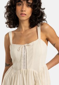 Billabong ROMANTIC VIBES MINI - Vestito casual - wcp