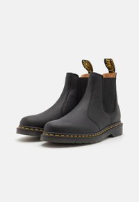Dr. Martens Botines - black