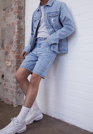 Jeans Shorts - light blue