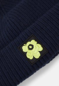 Marimekko ROIHUA SOLID - Kootud müts - dark blue