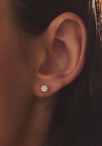 Isabel Bernard DE LA PAIX HANAÉ GOLD 14 CT, DIAMOND 0.16 CT - Oorbellen - gold coloured