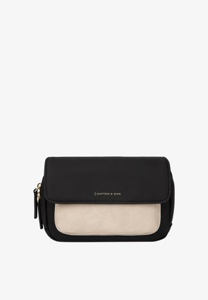 Sac bandoulière noir et beige avec rabat avant, détails de fermeture éclair dorée et logo "Kapten & Son" centré sur le rabat.
