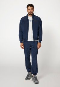 Guess Light jacket - blau