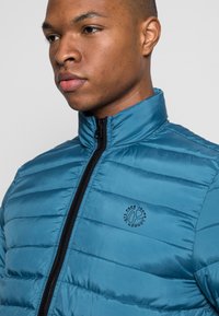 Pepe Jeans LARKIN - Casaco leve - kennedy blue