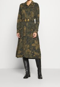 Desigual Denní šaty - olive