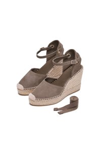 FRED MARTIN COLLECTION BARI - Platform sandals - taupe suede