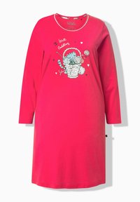 Nuisette rose à manches longues avec un col arrondi, présentant un motif imprimé d'un chat avec de la laine, et le texte « J'adore les câlins. »