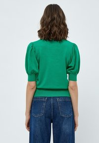 Minus MILIVA KNIT TEE - Pamata T-krekls - ivy green