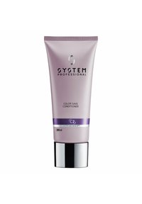 Tubetto di plastica viola del balsamo System Professional Color Save. Presenta marchio argentato, base nera e contiene 200 ml. Texture liscia.