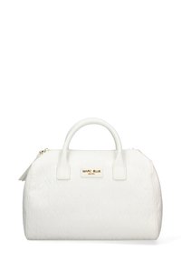 Borsa bianca realizzata in materiale testurizzato, con placchetta del logo dorata, doppi manici e forma tondeggiante con chiusura a zip.