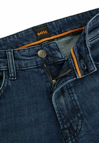 Thumbnail Image 6