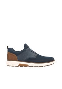 Marineblau und braune Sportschuhe mit einer strukturierten Oberseite, runden Schnürsenkeln, einer gepolsterten weißen Sohle und gemusterten Stoffakzenten an der Seite.