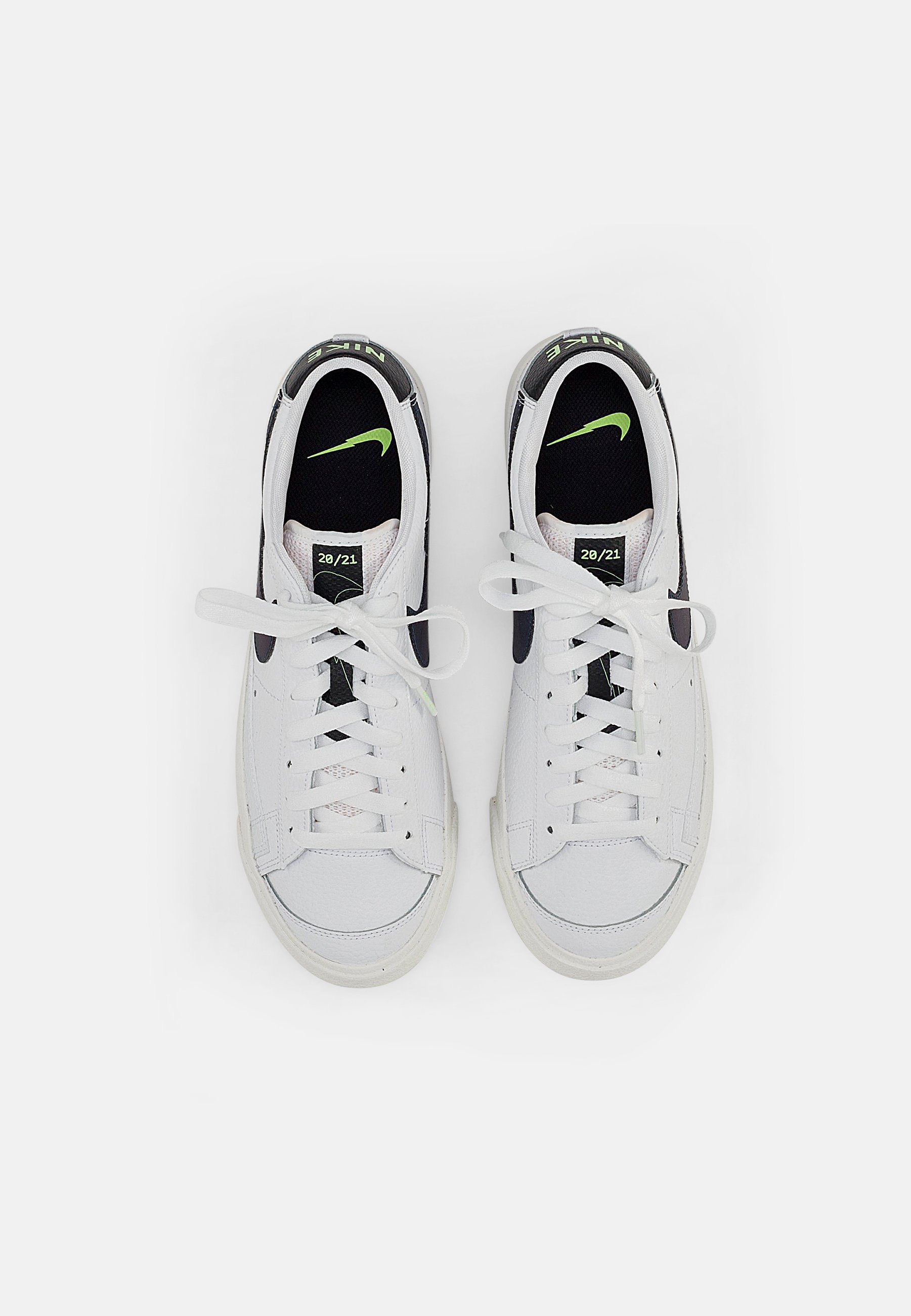 Nike Sportswear NIKE BLAZER LOW - Baskets basses - white/aquamarine-lime  glow-off noir-sail/blanc - ZALANDO.FR
