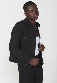 Koroshi Džinsa auduma jaka - black