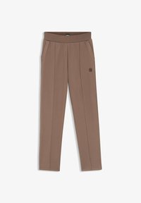 Unselected, open brown