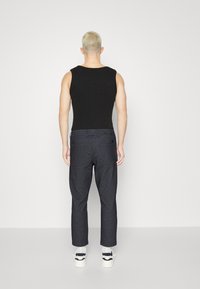 BOSS Tygbyxor - grey