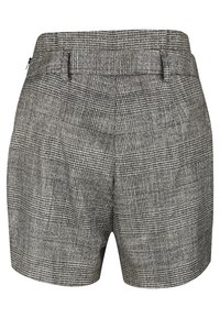 Short gris à carreaux taille haute avec passants pour ceinture et fermeture éclair sur le côté, présentant une coupe ajustée et un motif à carreaux subtil.