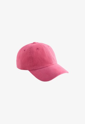 Solid lyserød bomulds baseball cap med syede paneler og buet skygge isoleret på hvid baggrund.