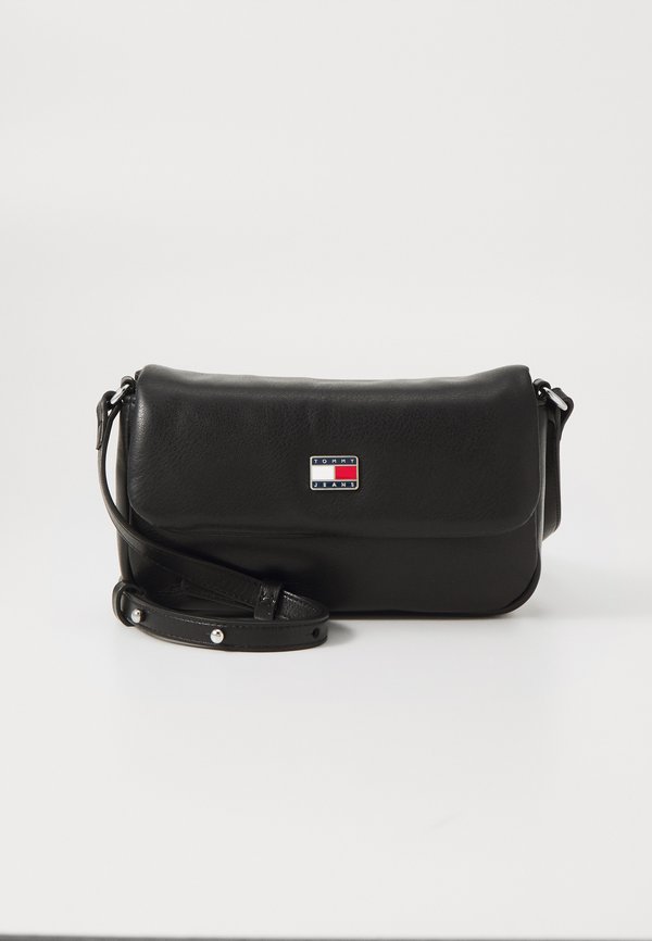 PILLOW FLAP CROSSOVER - Cross body bag