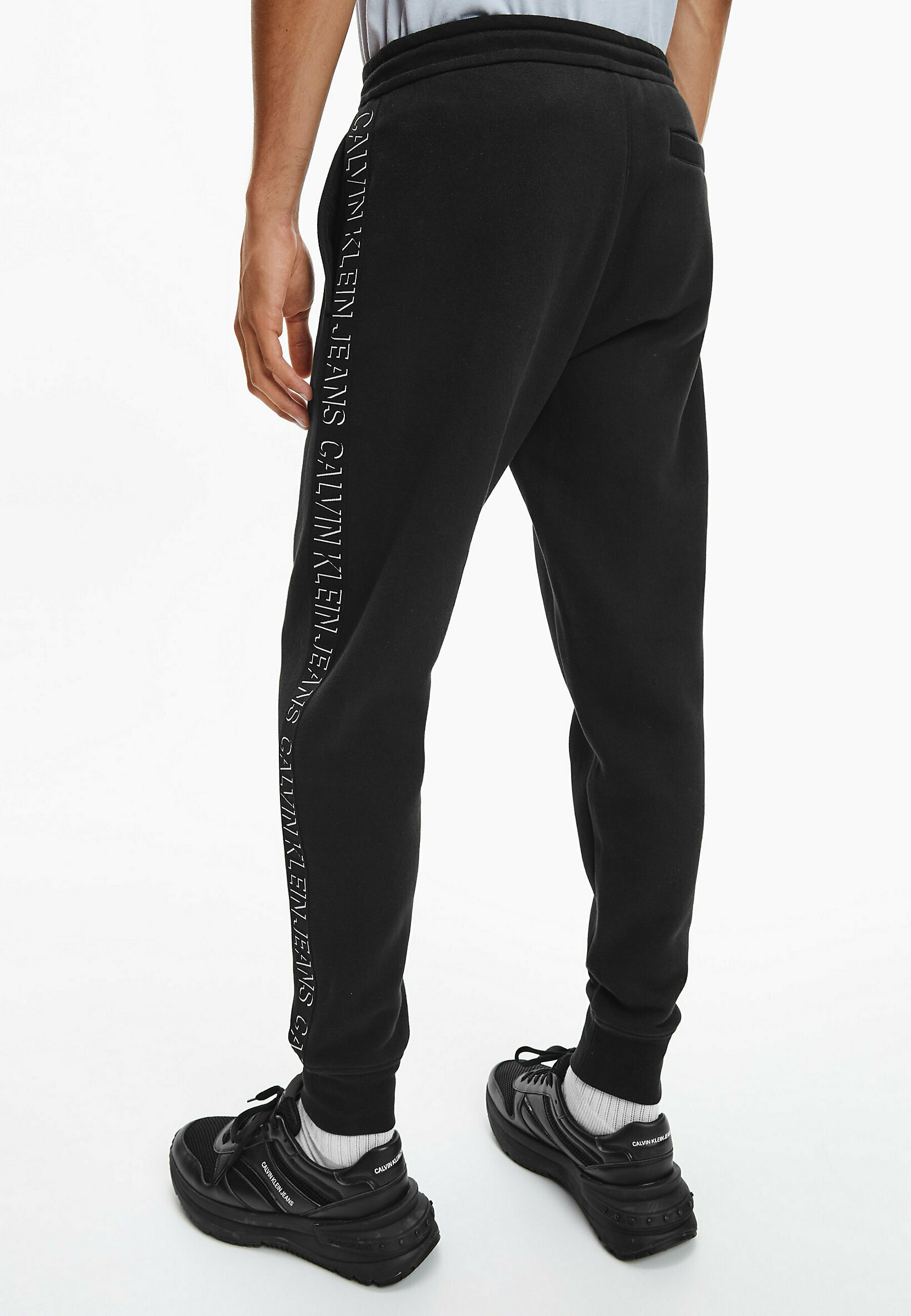 Calvin Klein Jeans Pantaloni sportivi - ck black/nero - Zalando.it