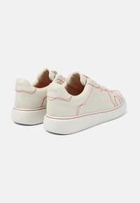 Camper RUNNER K21 - Trainers - weiß natural