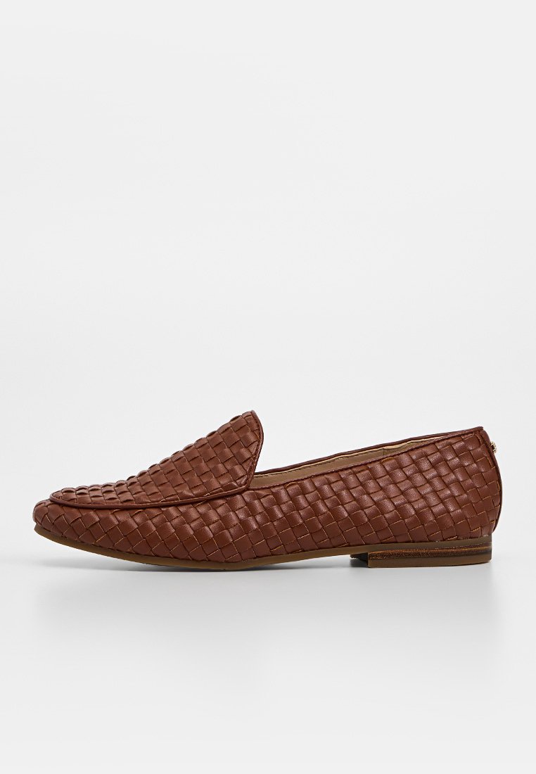 Zapatos sin cordones