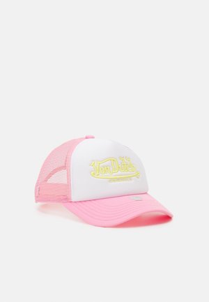 Pink-weiße Trucker-Kappe aus Mesh mit gebogenem Schirm und gelbem „Von Dutch Originals“-Logo, das auf dem vorderen Panel gestickt ist.