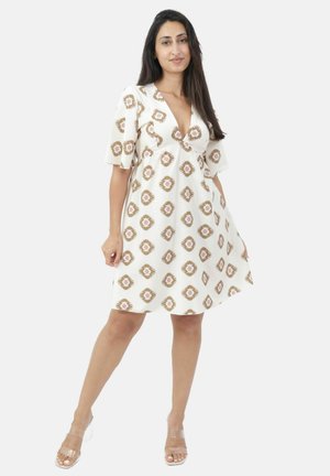 Elara, ELARA TUNIKA-KLEID TUNIKA-KLEID - Vestido informal - braun