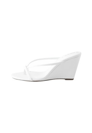 REGULAR FIT - Keilsandalette - new white