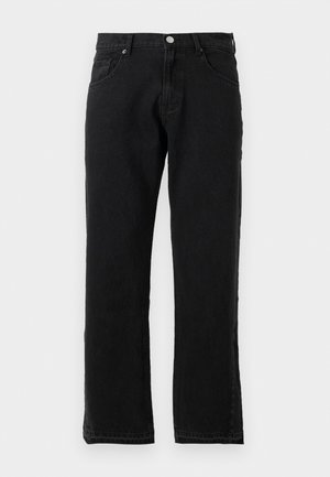 Jeans en denim noir avec un design à jambe droite, comportant cinq poches, une fermeture éclair et un bouton métallique à la taille.