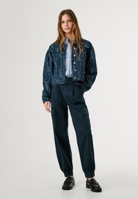 Pepe Jeans TINA PRINT - Jakna iz džinsa - dulwich blue