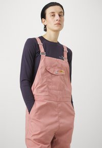 Fjällräven VARDAG DUNGAREE TROUSERS W - Āra bikses - dusty rose