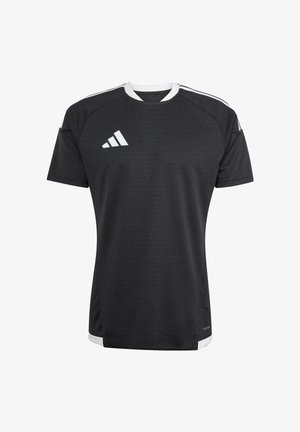 Černý sportovní dres s krátkým rukávem s bílým logem Adidas na hrudi a bílými akcenty na límci a ramenou.