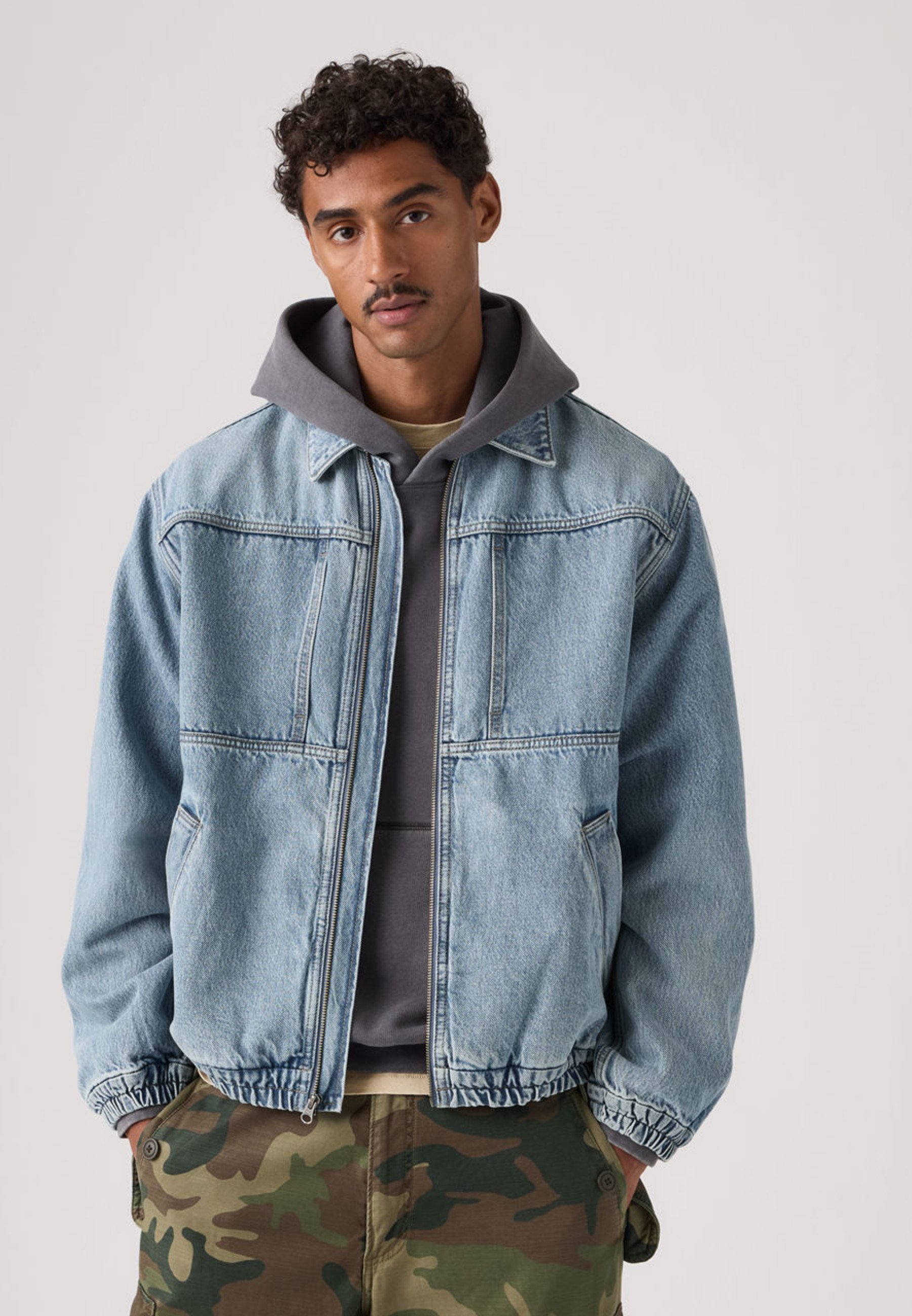 Levi's® JAANAI - Bomber Jacket - cloudy days/light-blue denim