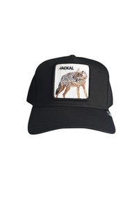 Gorra negra con trasera de malla que presenta un parche bordado rectangular de un chacal y el texto "JACKAL" encima.