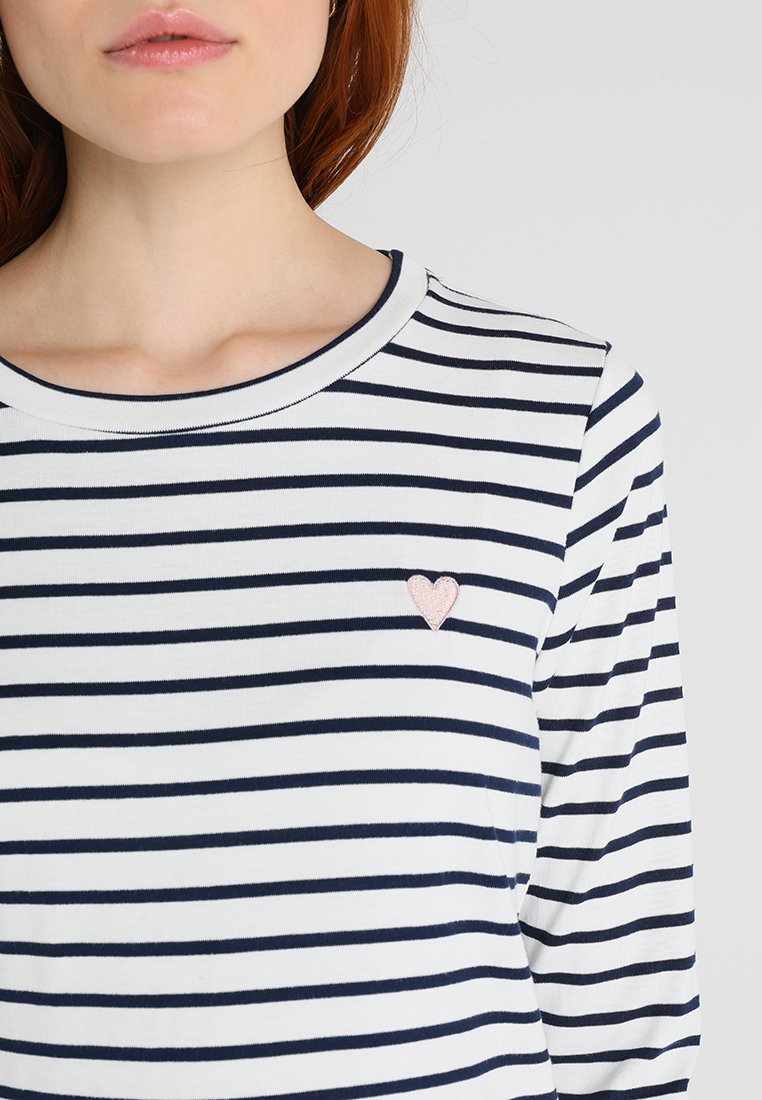 Kaffe LIDDY Longsleeve chalk Zalando.nl Kaffe LIDDY Longsleeve living coralchalk Zalando.nl