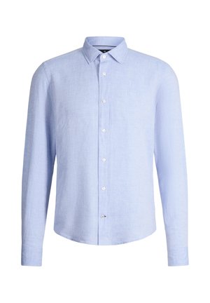 Chemise bleu clair à manches longues avec col classique et boutons blancs, en tissu texturé.