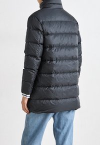 GANT Piumino lungo - black