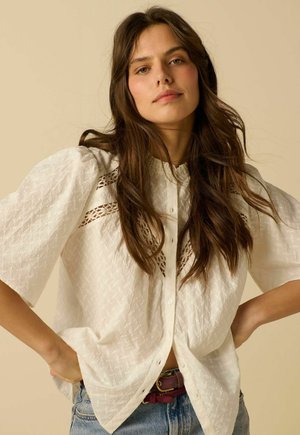 Sissy-Boy, SISSY-BOY KURZARMBLUSE MIT STICKEREI - HELLGELB - Overhemdblouse - weiß