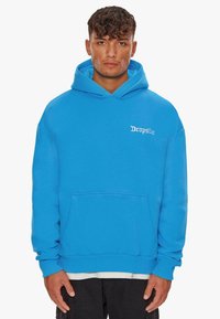 Blaues Baumwoll-Hoodie mit einer Fronttasche, gerippten Bündchen und einer Kapuze mit Kordelzug. Mit dem weißen "Dropsize"-Logo auf der Brust.