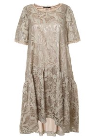 Robe beige en dentelle avec motifs floraux, manches courtes, encolure ronde, taille basse, doublure intérieure, longueur genou.