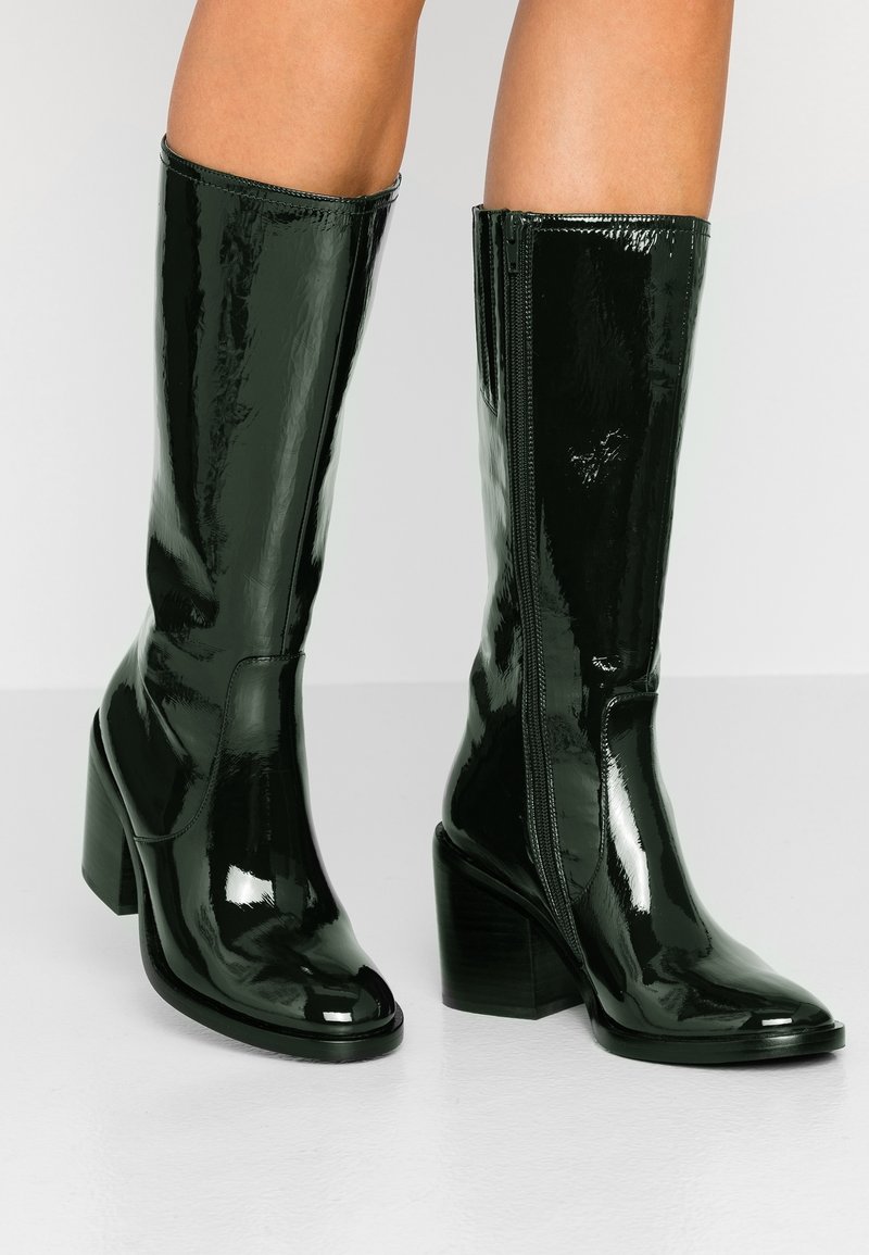 Jeffrey Campbell Kozaki na obcasie