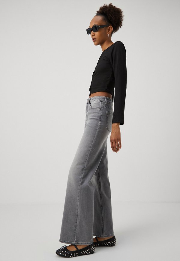 ONLMADISON BLUSH  - Wide Leg3