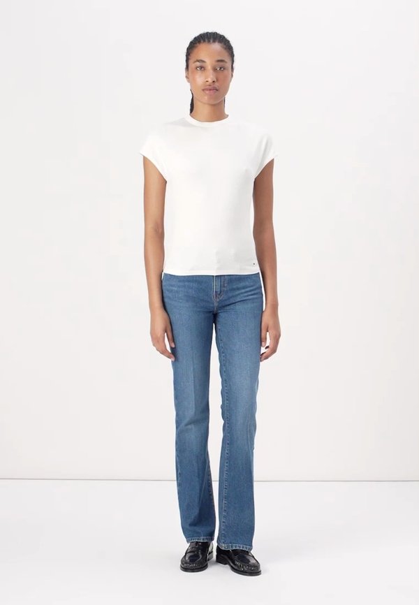 SLIM TEE - Basic T-shirt - ivory silk4